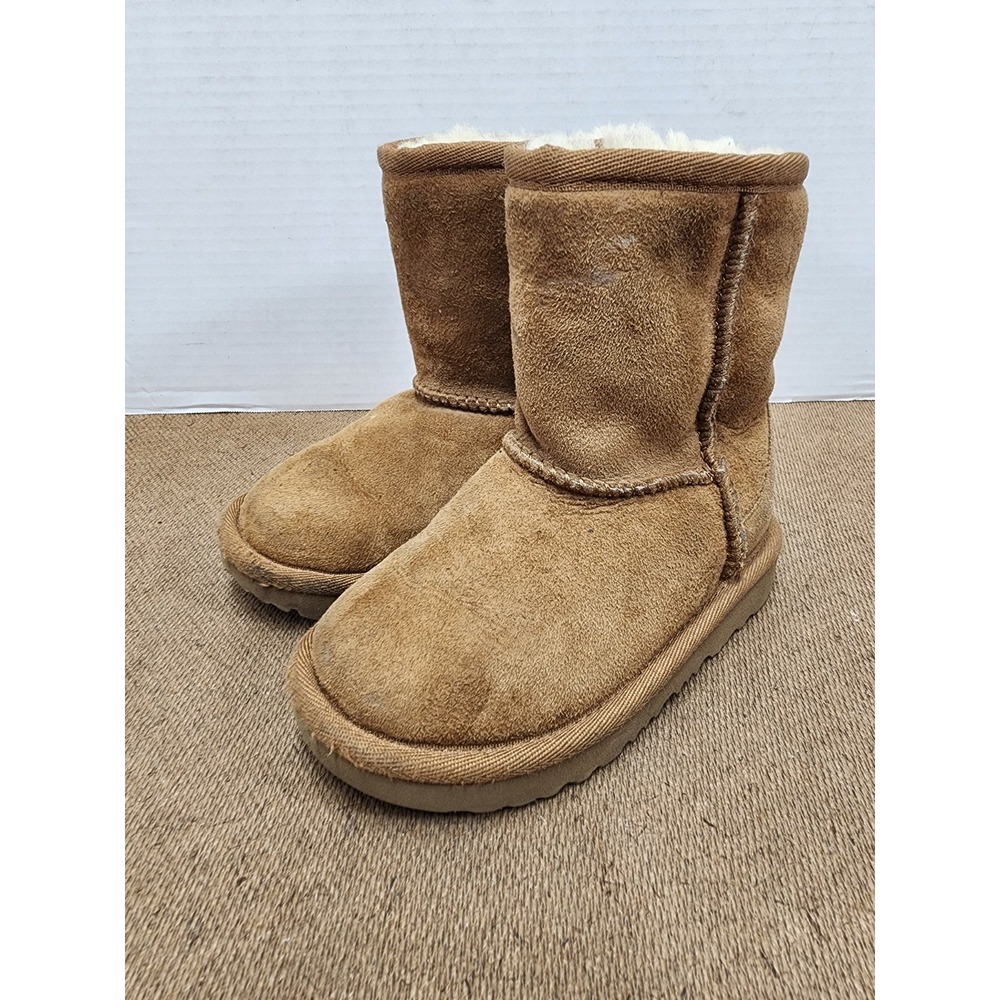 UGG Beige Suede Winter Pull On Boots Toddler Girls Size 8